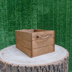 caja pequeña de madera