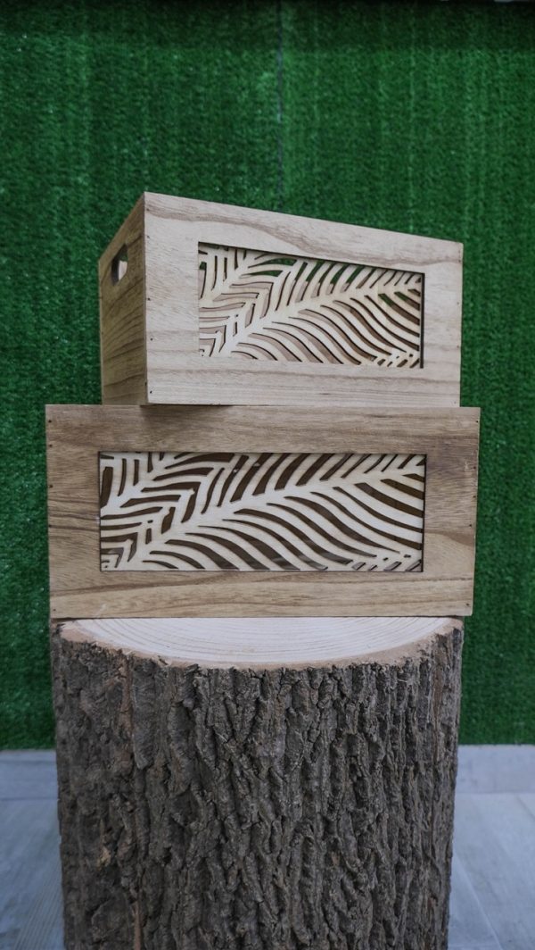 caja de madera tallada